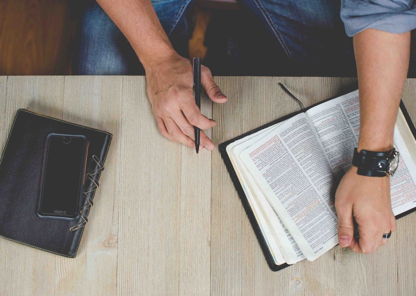 25 Benefits for Engaging the Bible